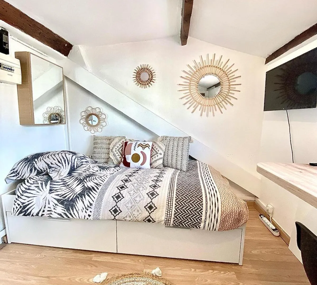 Apartment Studio Cosy Avec Vue Sur Montagnes, Proche Gare Nice