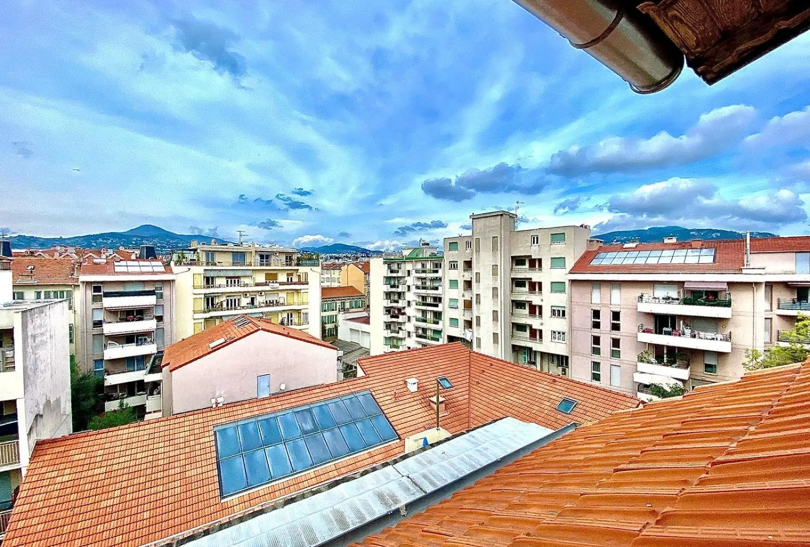 Studio Cosy Avec Vue Sur Montagnes, Proche Gare Nice France