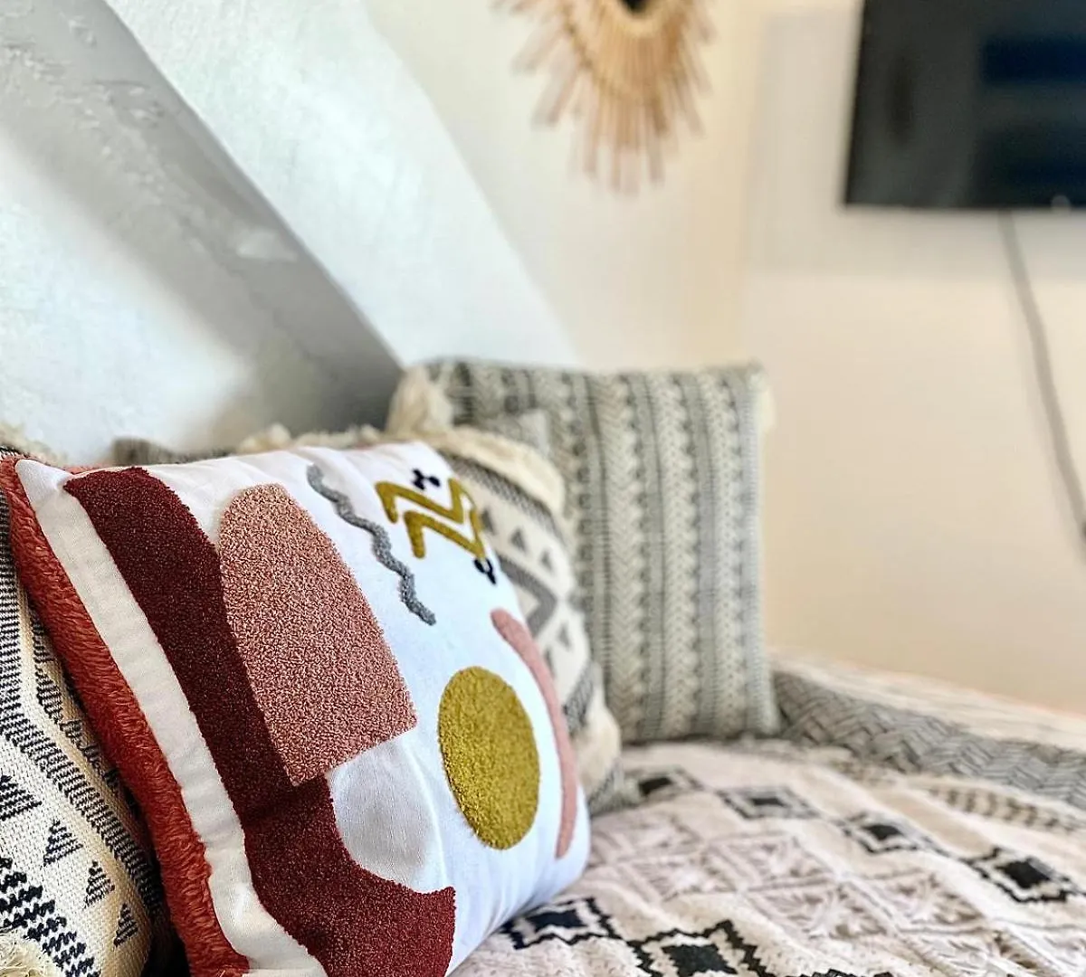 Studio Cosy Avec Vue Sur Montagnes, Proche Gare Nice France